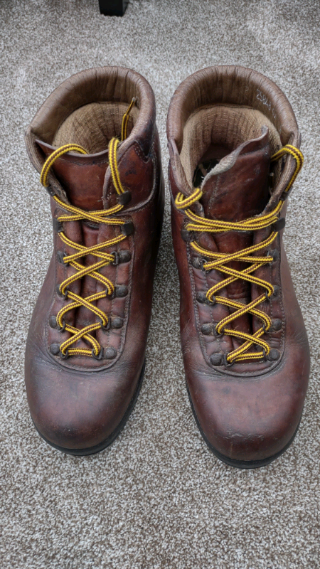 SCARPA Italy full leather hiking boots 